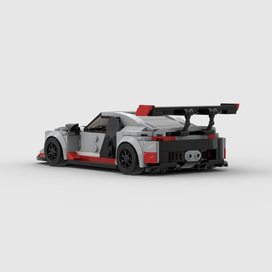 BMW R8 GT3
